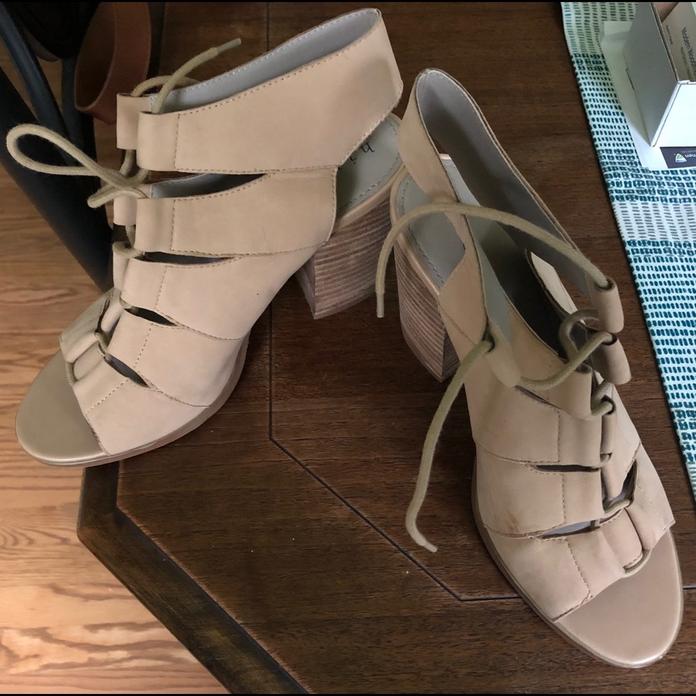 Hinge Nude Leather Lace Up Peep Toe